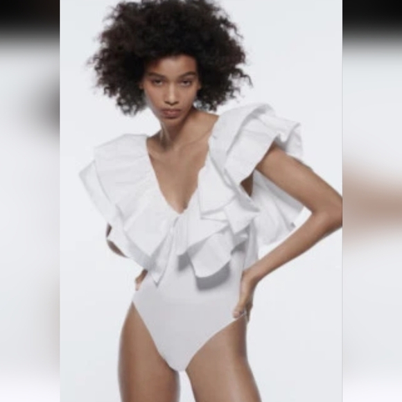ZARA Deep V Neck Statement Ruffle Neckline One Piece Suit/bodysuit. White.SM - Picture 2 of 16